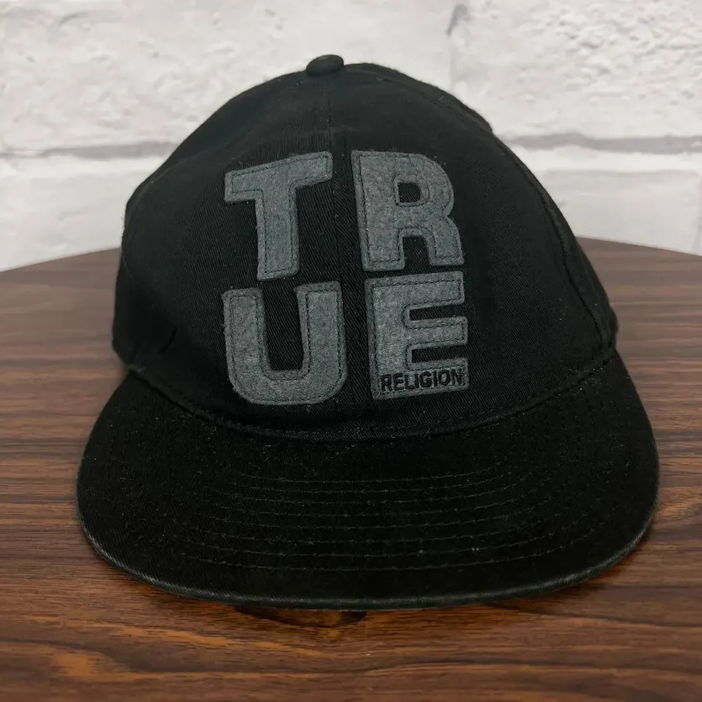 True Religion Mens OS‎ Designer Streetwear Black Spellout Leather Strapback Hat